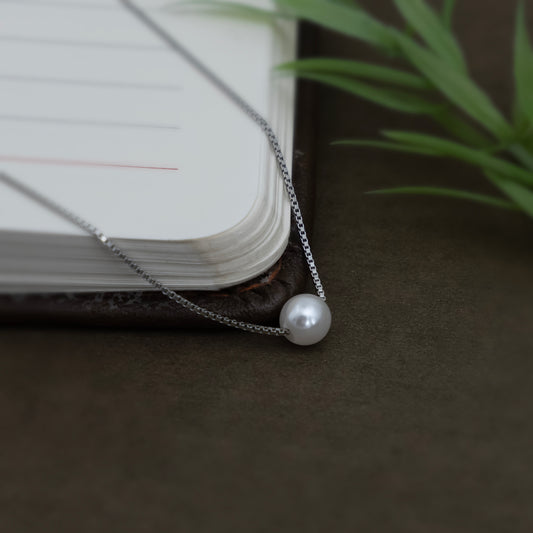 Dainty Silver Chain with Pearl Pendant