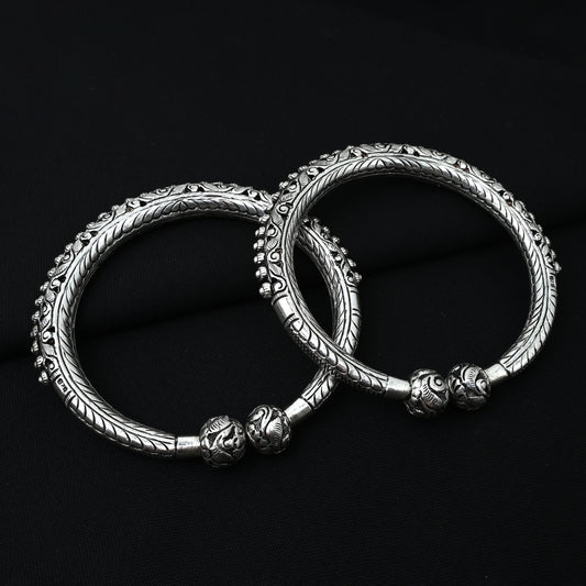 Silver Kada Payal with Attractive Traditional Style