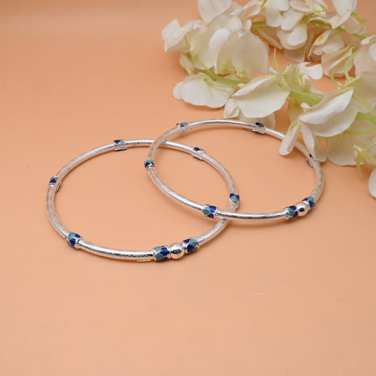 Silver Kada Payal with Engraving Design and Blue Color Pattern