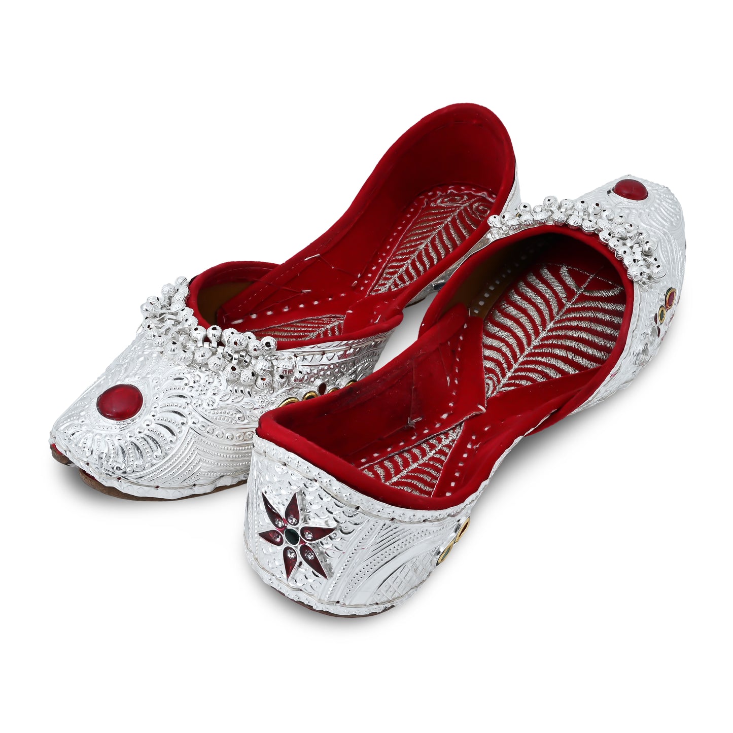 Silver ethnic jutti with red gemstone, handcrafted for women