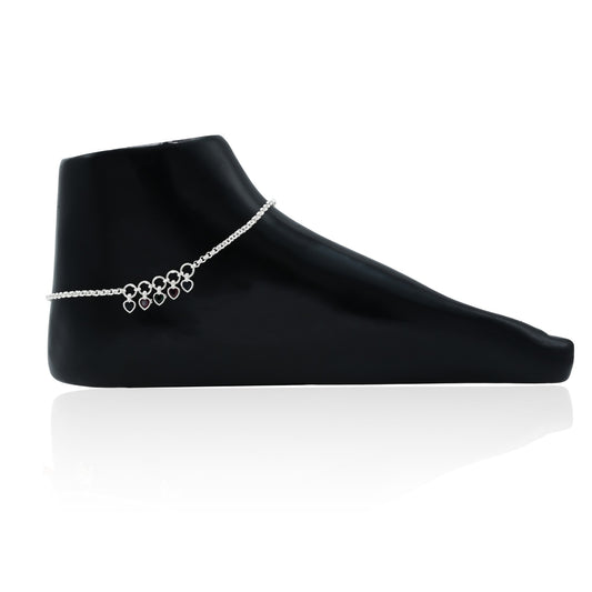 Elegant silver payal with heart-shaped charms arranged in a centerline design, perfect for her.