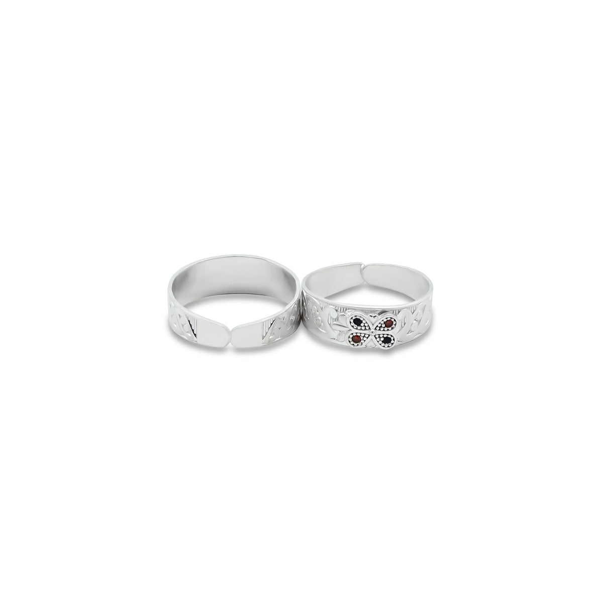 Elegant silver Bichhiya featuring a simple flower design, perfect for girls
