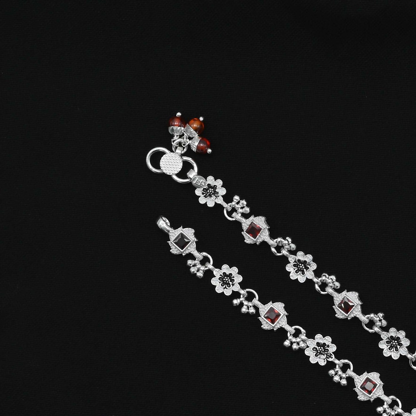 Silver payal with a vintage classic floral pattern, perfect for adding a timeless and graceful accent to any outfit.