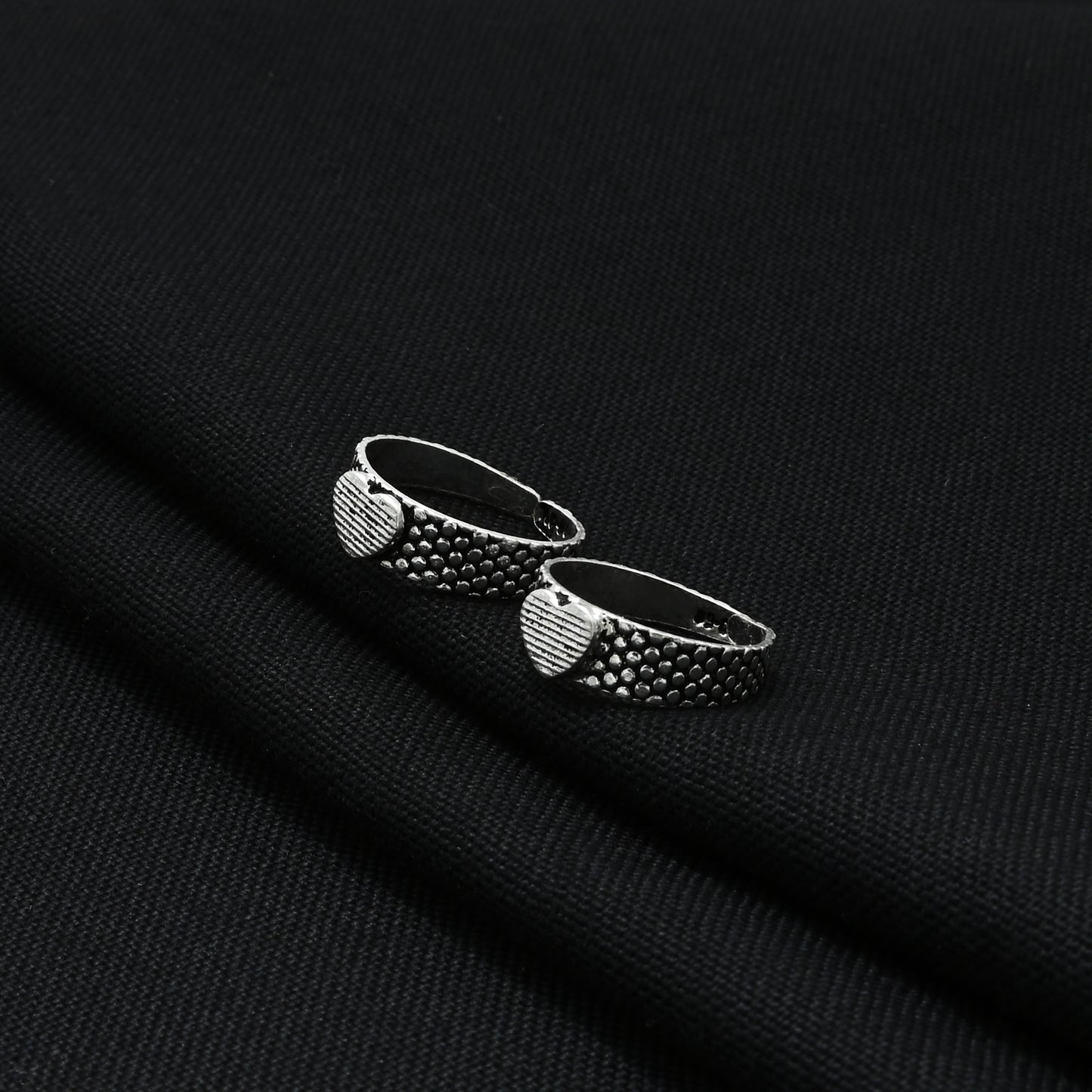 Silver Enchanting Heart Love Toe Rings