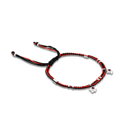 Stylish and beautiful silver dhaga payal.