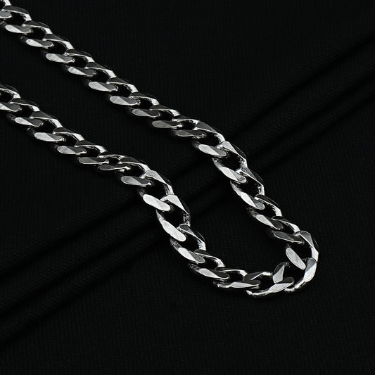 Stylish sterling silver curb chain perfect for boys