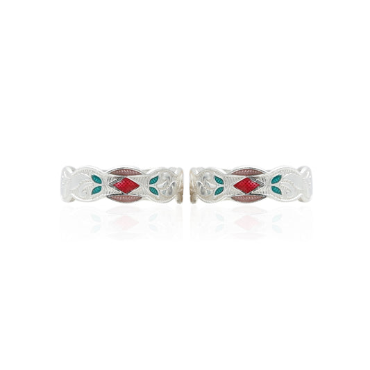 Elegant silver Shashy toe rings featuring a sleek, stylish design for a modern look