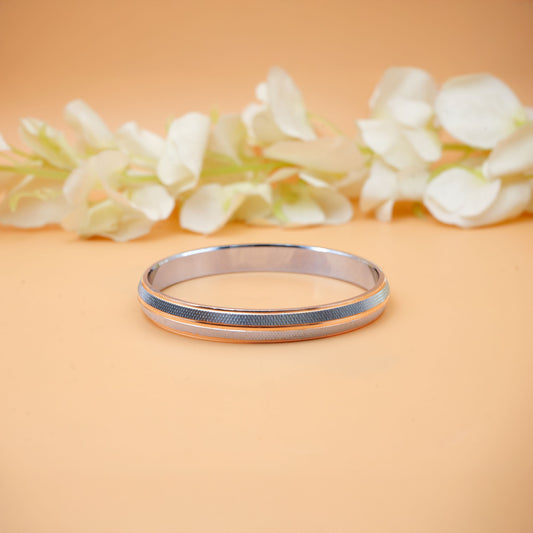 Minimalist Silver Kada – Crafted for Sophistication and Style