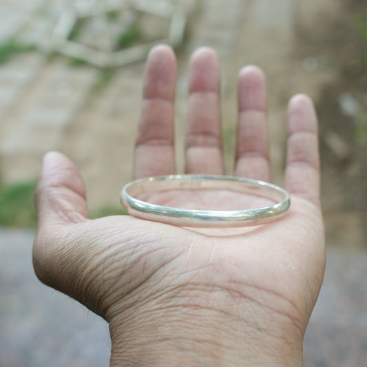 Sleek and Decent Silver Kada