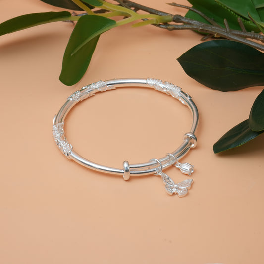 Stylish Silver Kada with Butterfly-Inspired Design and Elegant Detailing.