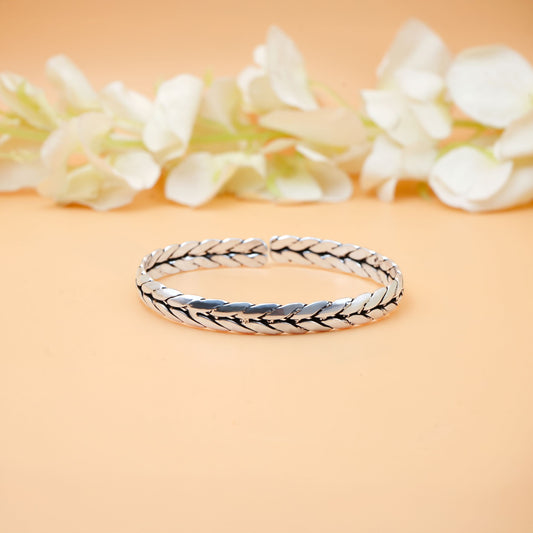 Handcrafted Silver Kada – Perfect for Everyday Wear