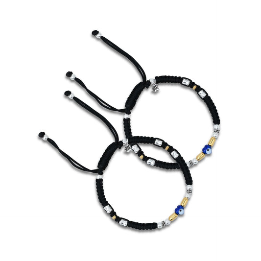 Silver dhaga payal with evil eye and beads.