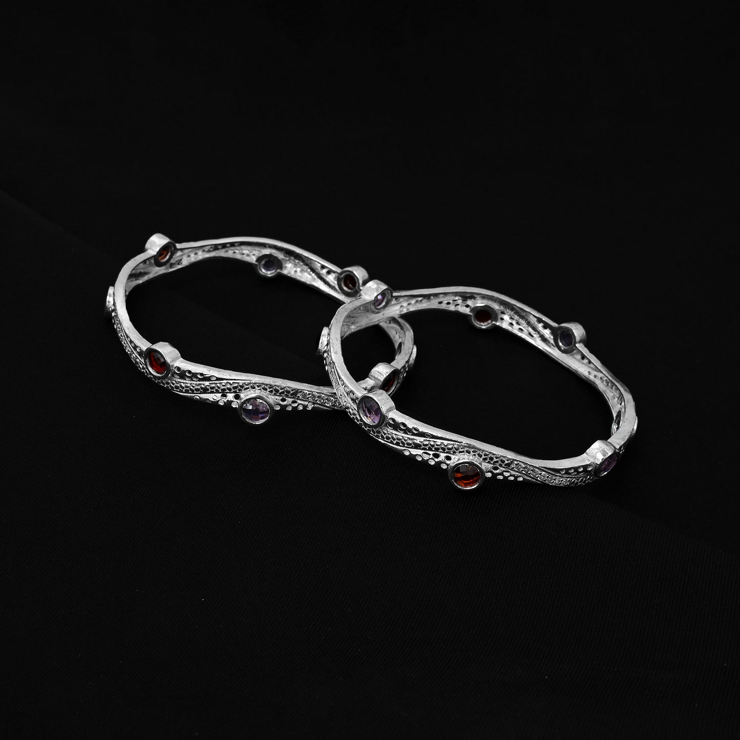 Beautiful silver bangle designed to add a subtle yet graceful touch to your everyday look