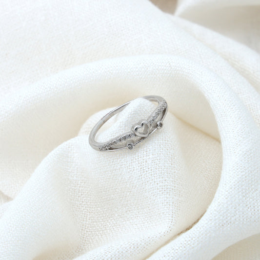 Minimal Heart Hollow Ring