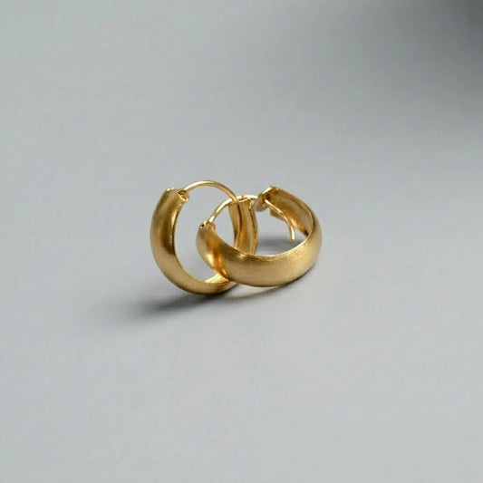 Classic Curve Silver Bali – Minimal Plain Hoop Earring