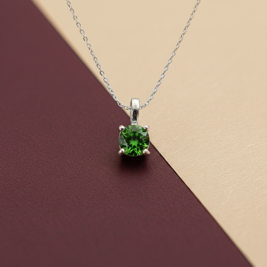 Green Solitaire Silver Pendant