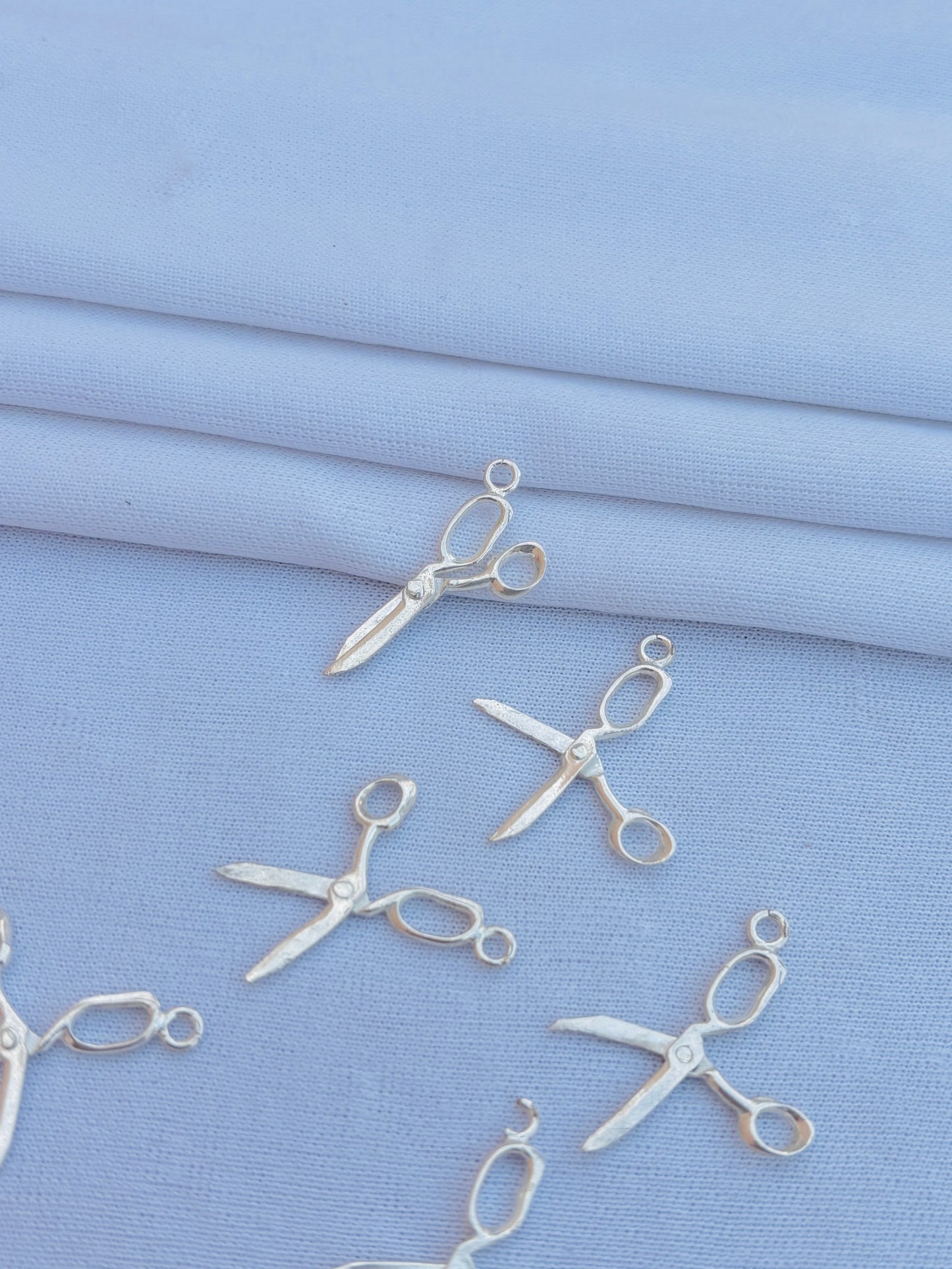 Sleek and trendy sterling silver scissor pendant for women