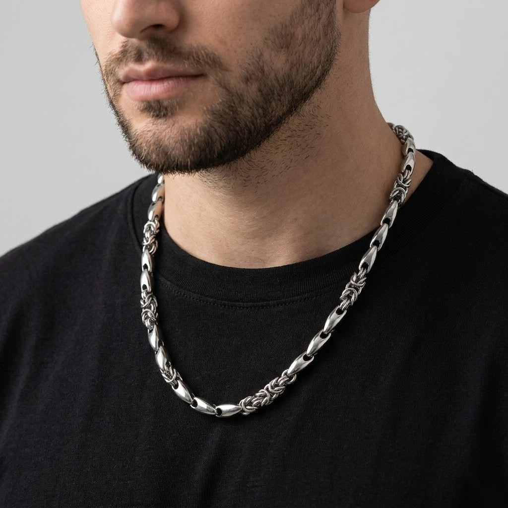 Sleek Knot Design Link Chain For Boys