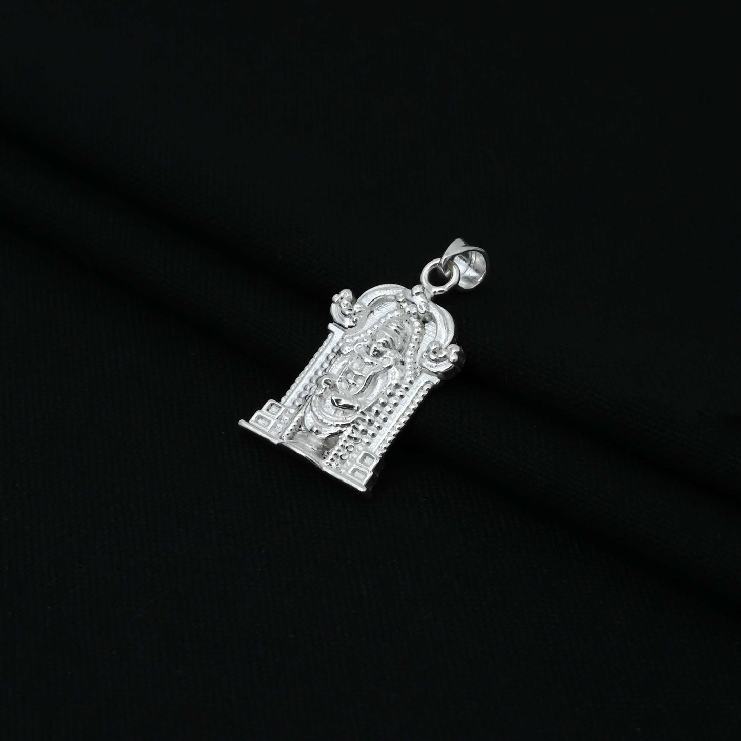 Charming silver pendant with an intricate Tirupati Balaji motif