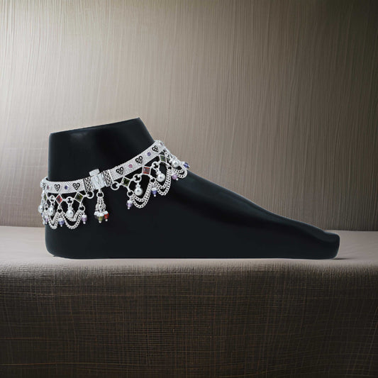 Buy Dazzling Heart Star Dulhan Payal Design in Silver @ ₹19,999 Only