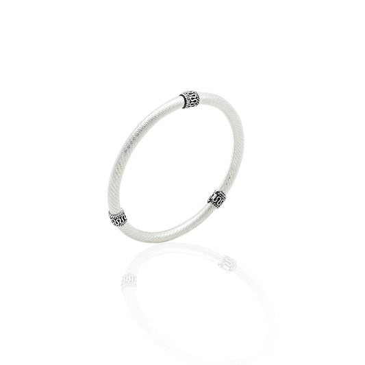 Silver effortless girls' kada with a sleek and simple design