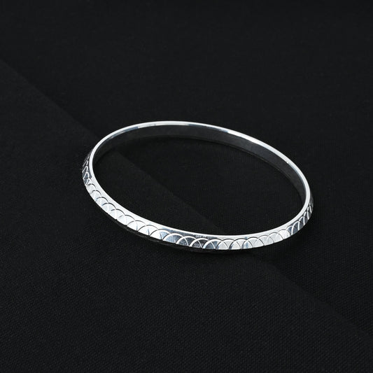 Elegant and fashionable silver kada for boys, perfect for everyday style