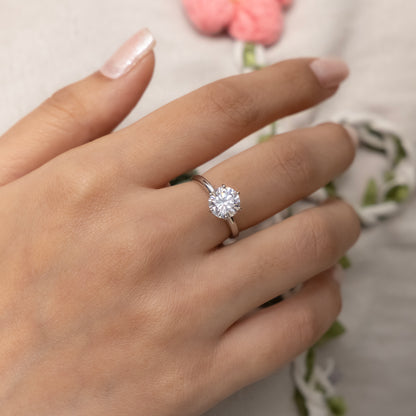 Luxury Sterling Silver Solitaire Ring for Women