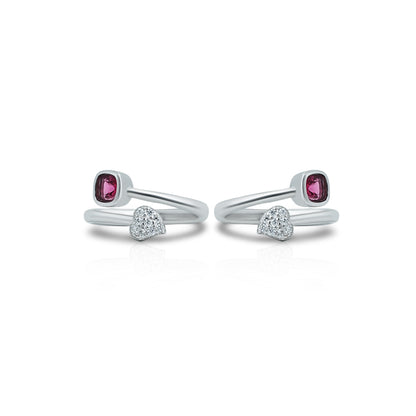 Elegant silver toe ring featuring a heart-shaped design with a pink gemstone