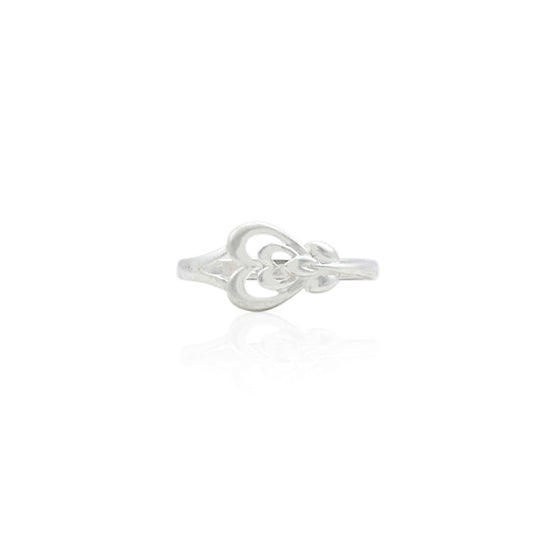 Silver ring featuring a glorious heart shape design for a romantic look