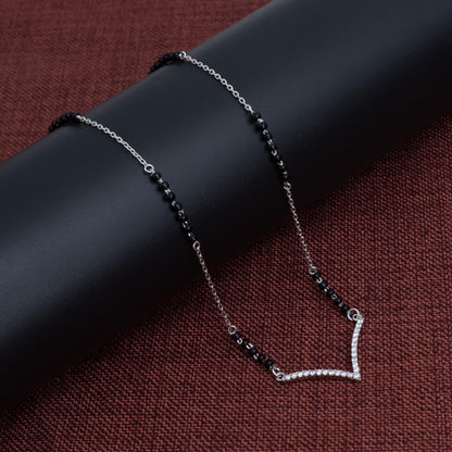 Graceful V-Cut Solitaire Mangalsutra