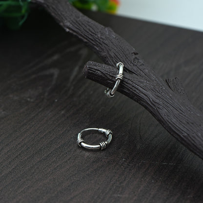 Trendy Unisex Silver Bali Earrings with Sleek Design