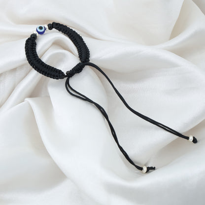 Silver Evil Eyes Adjustable Dhaga Bracelet