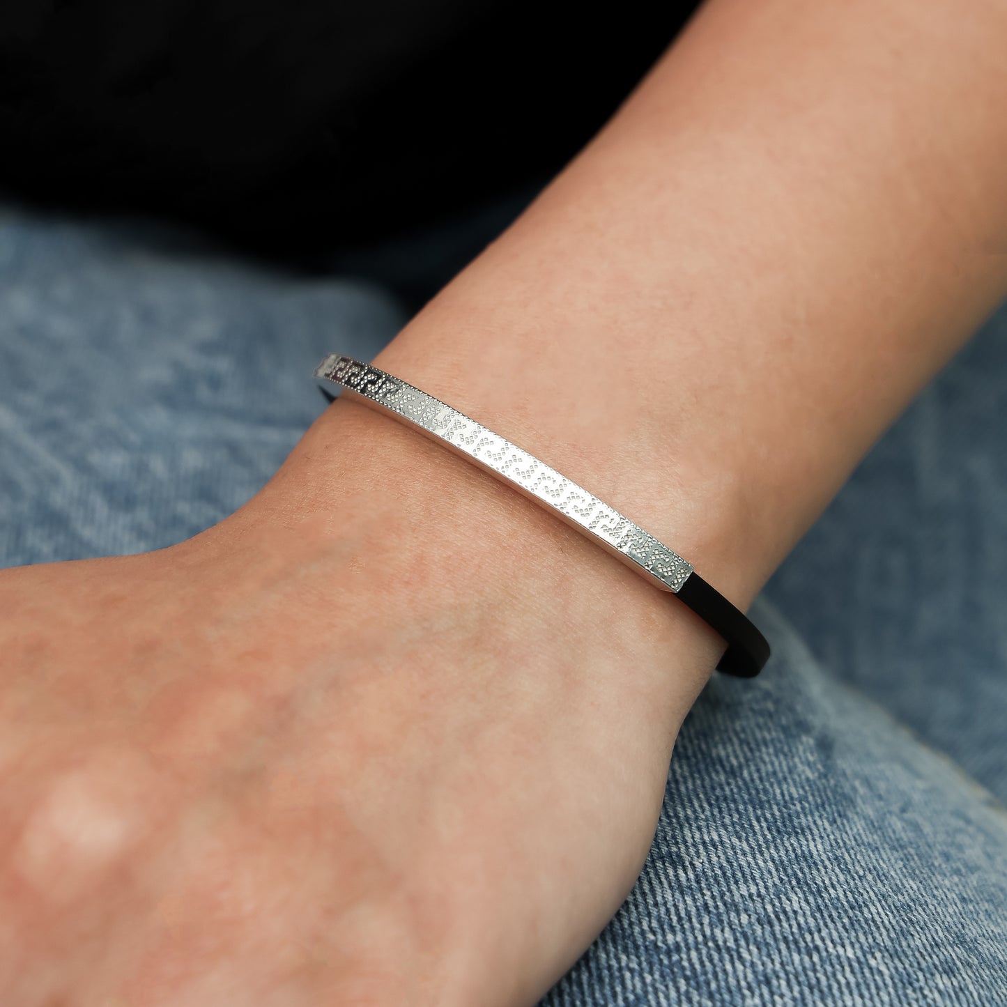 Silve luxury Bracelet Adjustable SIze