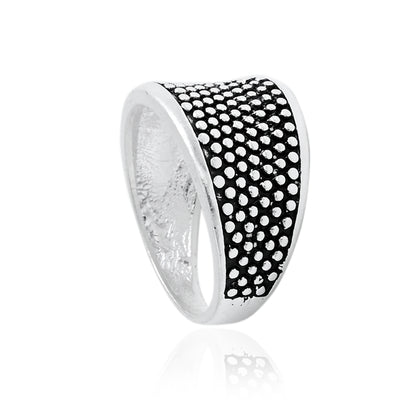 Classic silver ring with a bold black stone, ideal for adding a touch of sophistication.