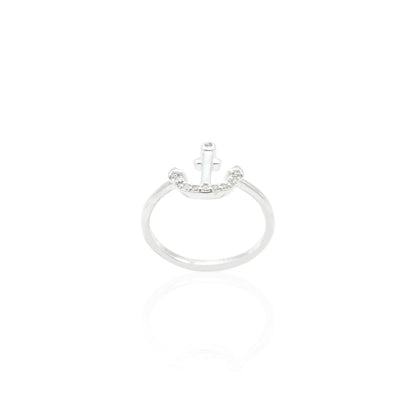 Elegant silver ring with an anchor design, offering a nautical and meaningful touch.