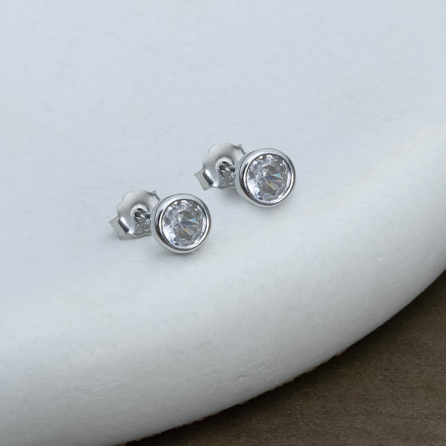 Silver Round Solitaire Pendant & Earrings Set