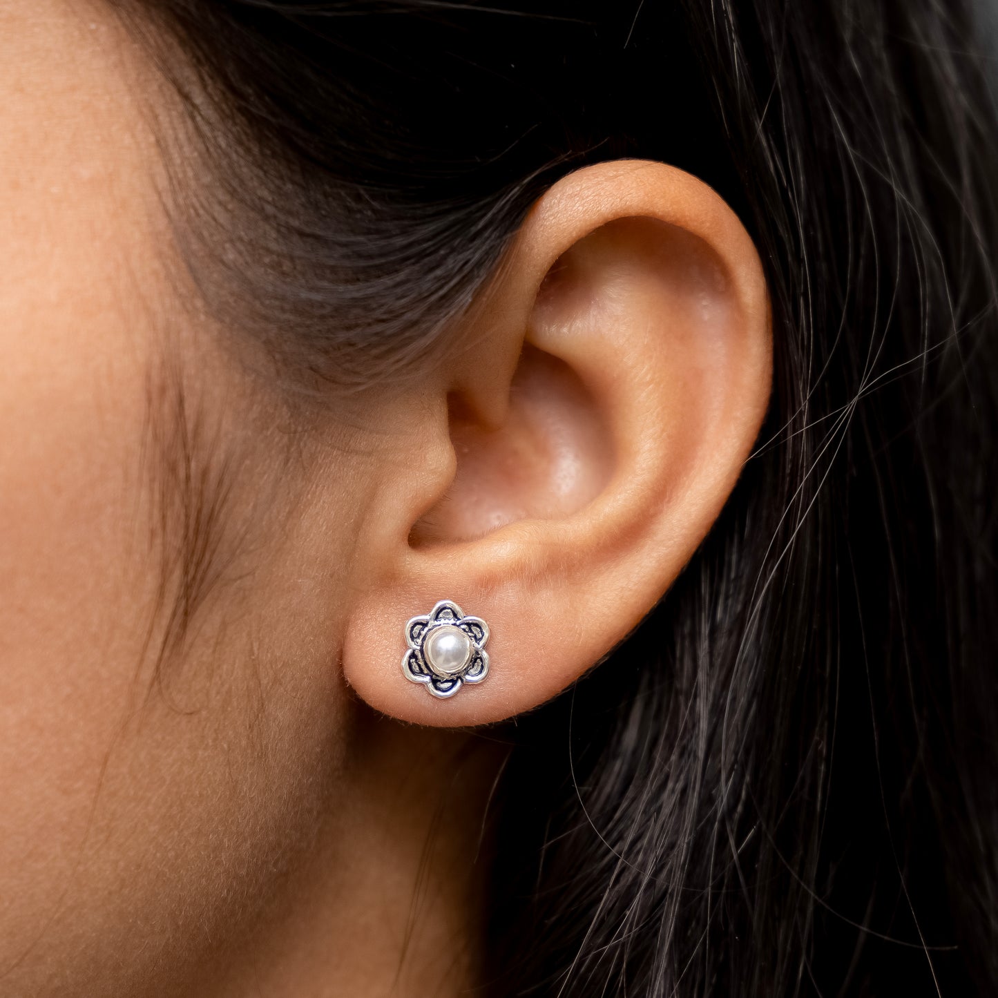 Floral Silver Stud Earrings with Sparkling Stone