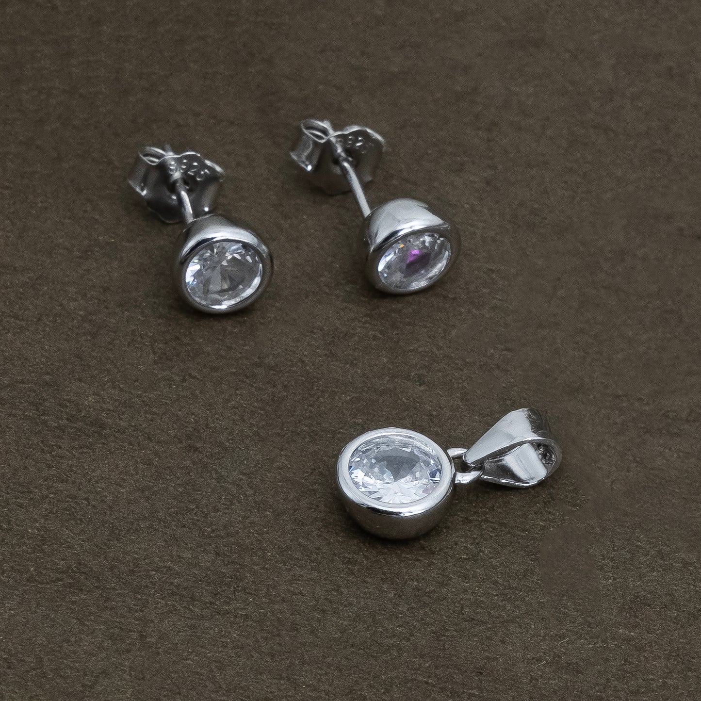 Silver Round Solitaire Pendant & Earrings Set