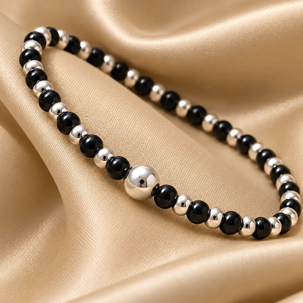 Silver Plain Moti & Black Buds Bracelet for women