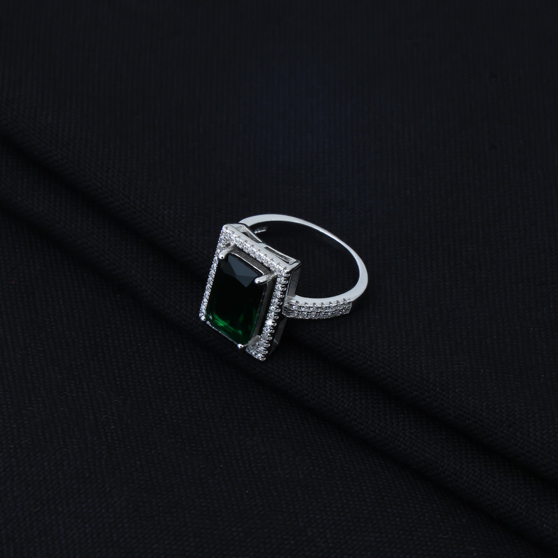 Beautiful emerald ring in sterling silver design.