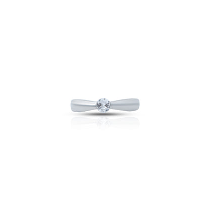 Elegant sterling silver ring featuring a sparkling round American diamond.