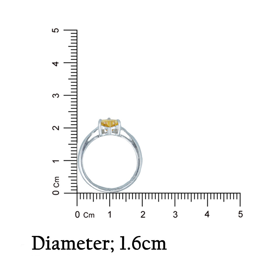 Charming sterling silver ring with yellow heart stone.