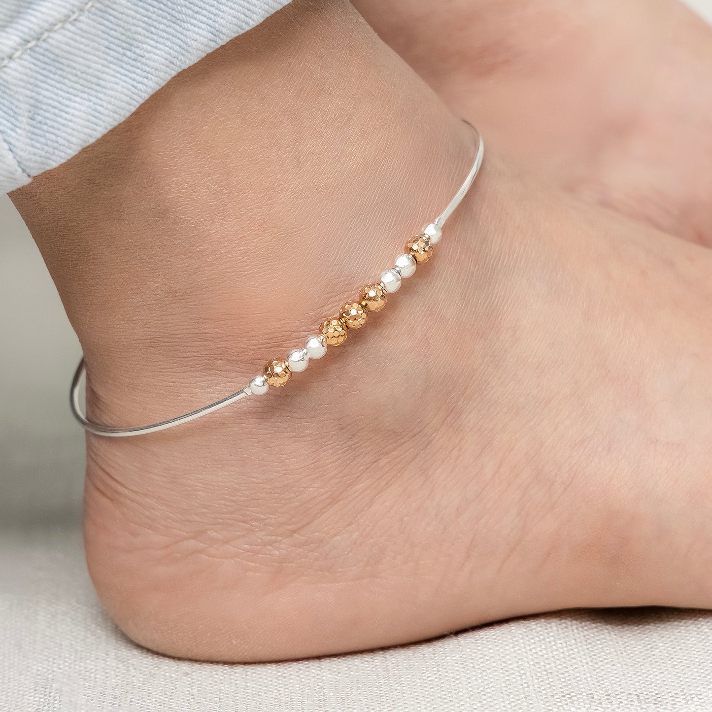 Silver Kada Payal with Dual Tone Beads Design