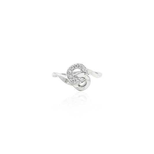 Silver couple's ring featuring an intertwined design, symbolizing attachment and unity for a romantic touch.