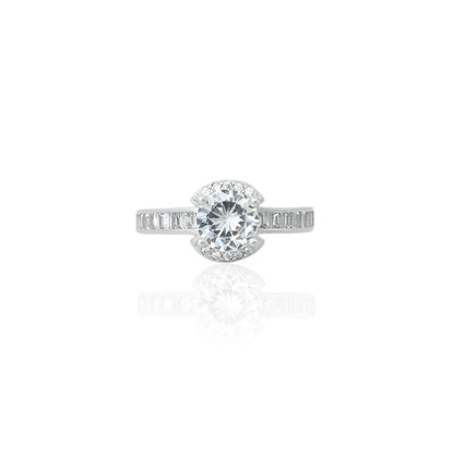 925 silver solitaire ring for women featuring a bold, statement-making design.