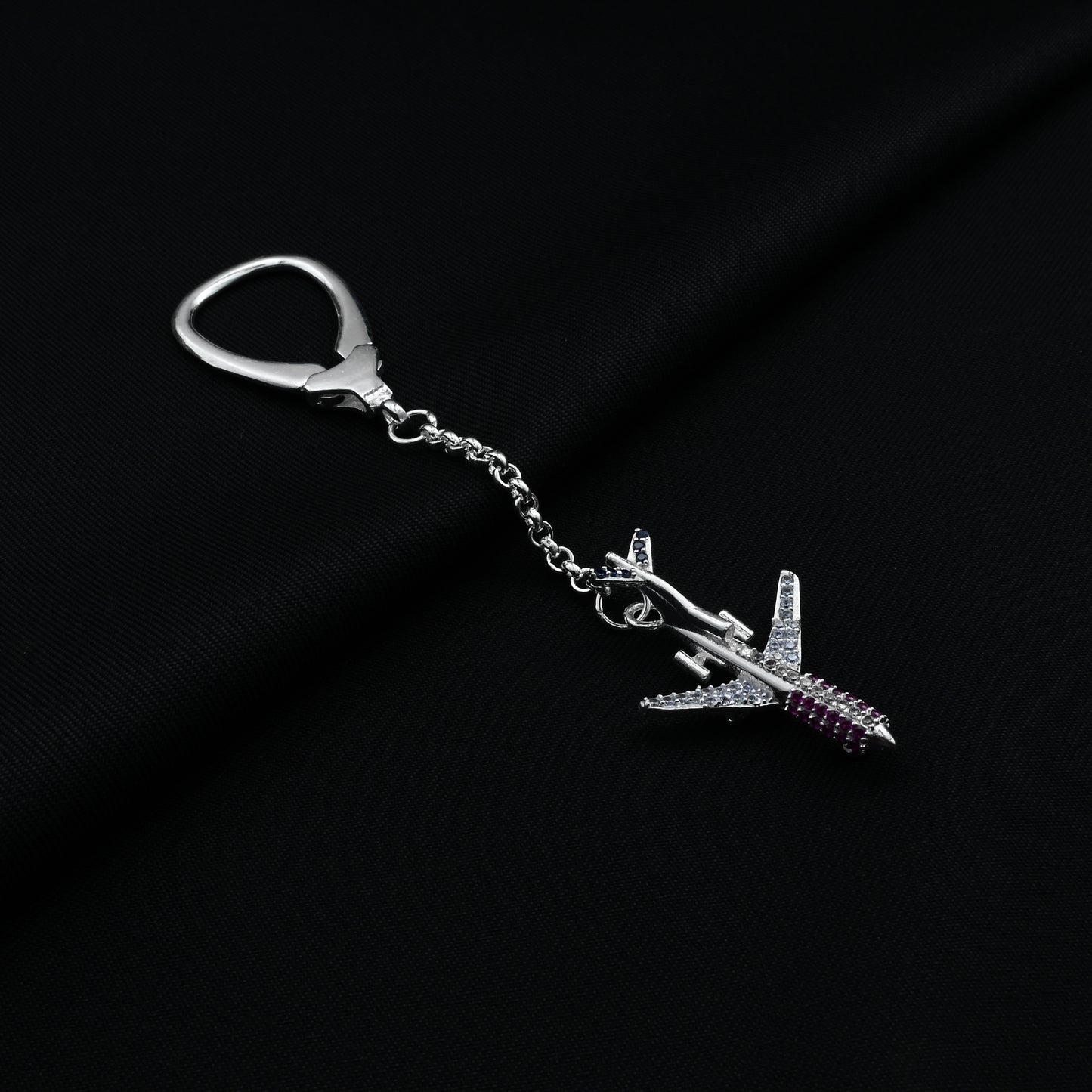 Stylish airplane-themed keychain in high-quality sterling silver