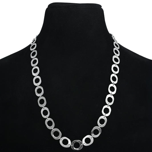 Stylish oval link silver chain for boys.