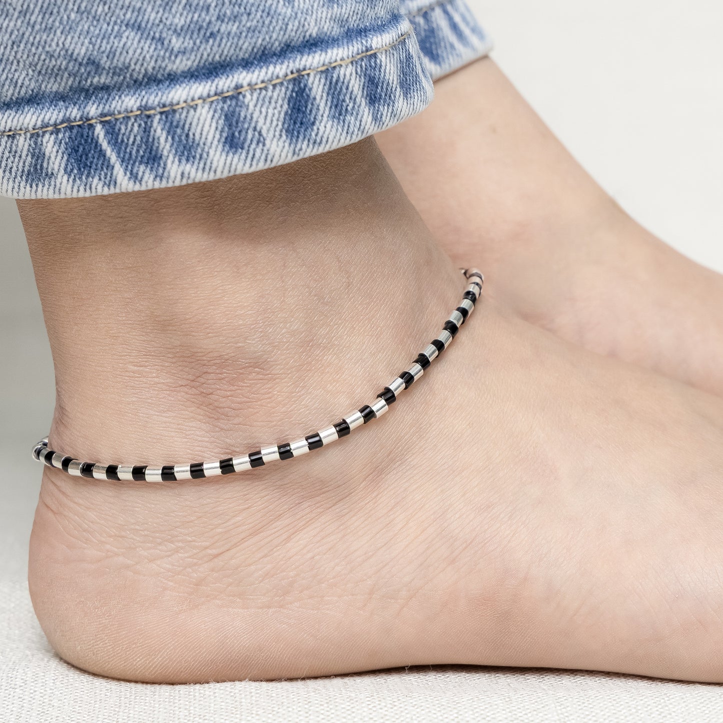 Silver Black Beads Daily Wear Anklet