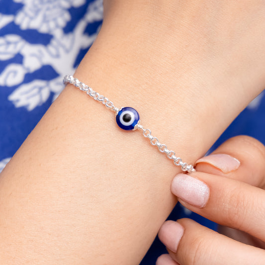 Stylish Silver Chain Bracelet with Evil Eye