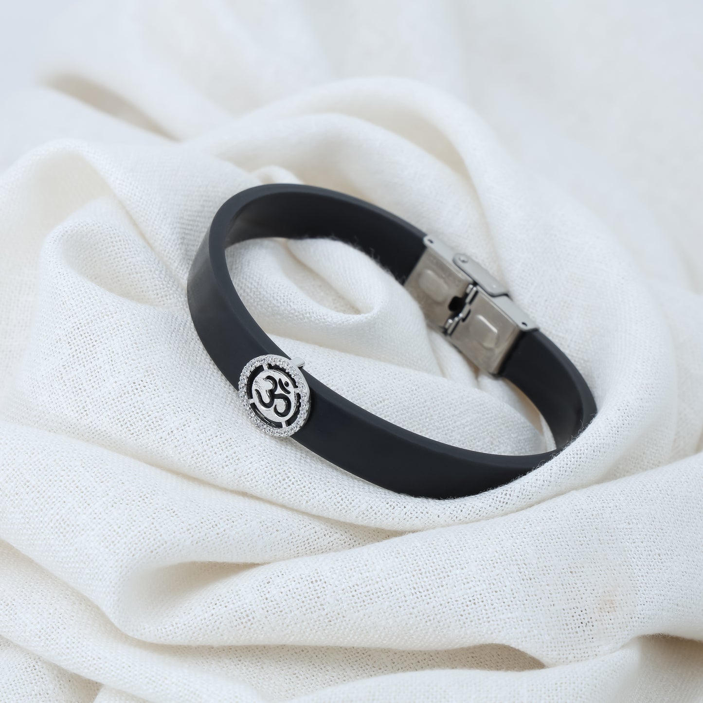 Classic Men's Silver OM Wristband